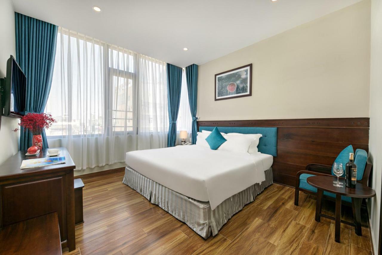 Hotel Celina & Da Nang