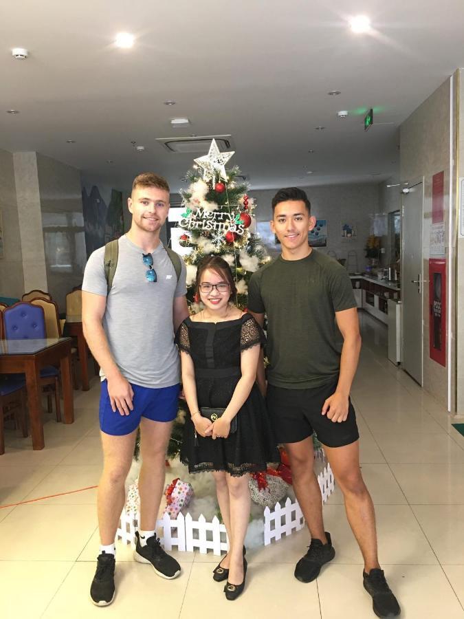 Celina & 4* Đà Nẵng